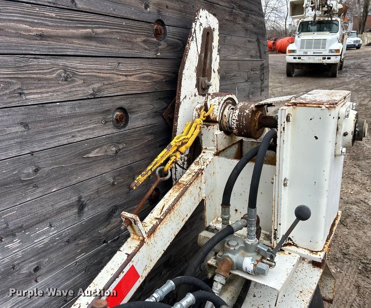 image for item MO9216 Shop built  reel trailer