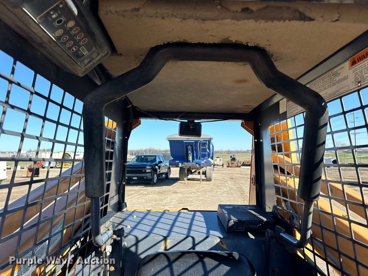 image for item MO9219 1999 Case 1845C skid steer loader