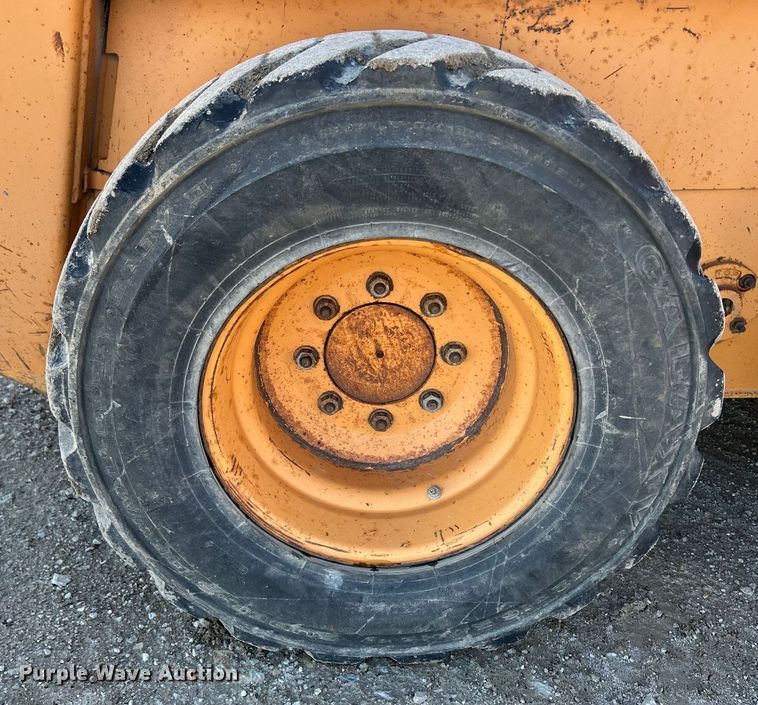 image for item MO9219 1999 Case 1845C skid steer loader