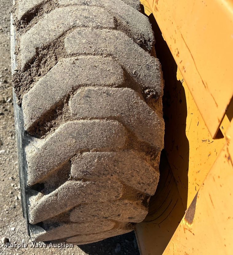 image for item MO9219 1999 Case 1845C skid steer loader