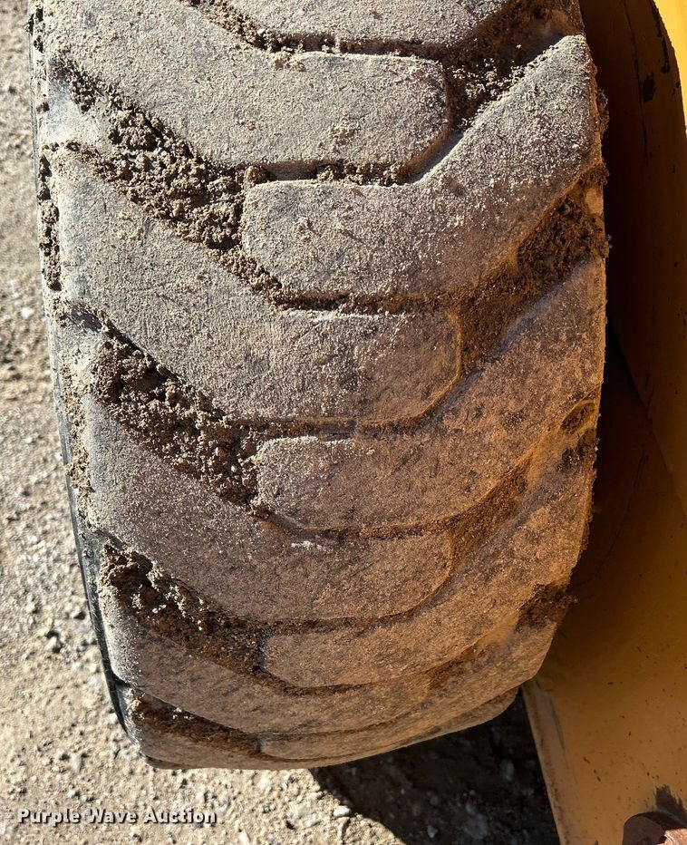 image for item MO9219 1999 Case 1845C skid steer loader