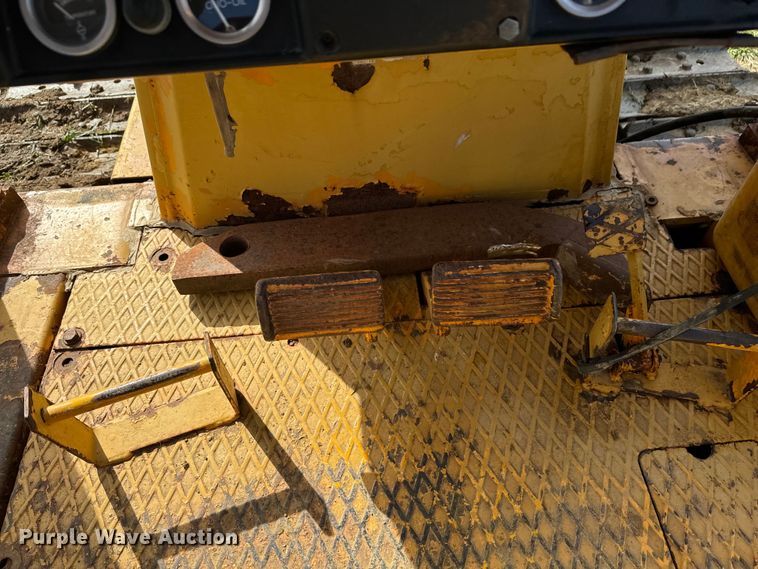 image for item ND9183 1980 Fiat-Allis 10C dozer