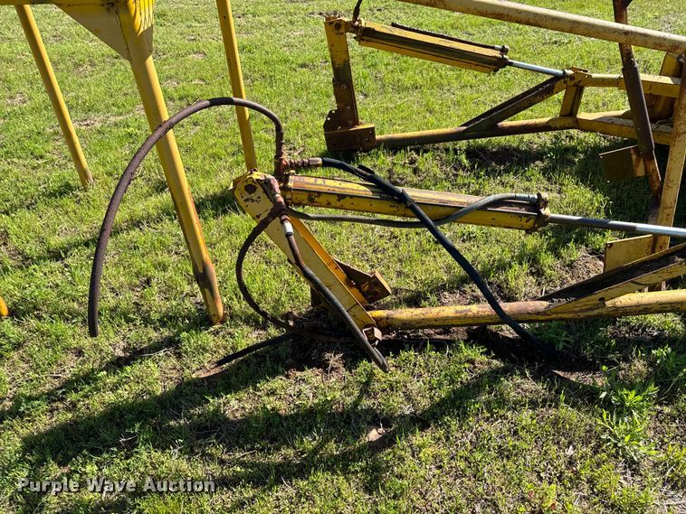 image for item ND9218 Caterpillar R2 dozer