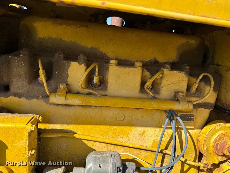 image for item ND9218 Caterpillar R2 dozer