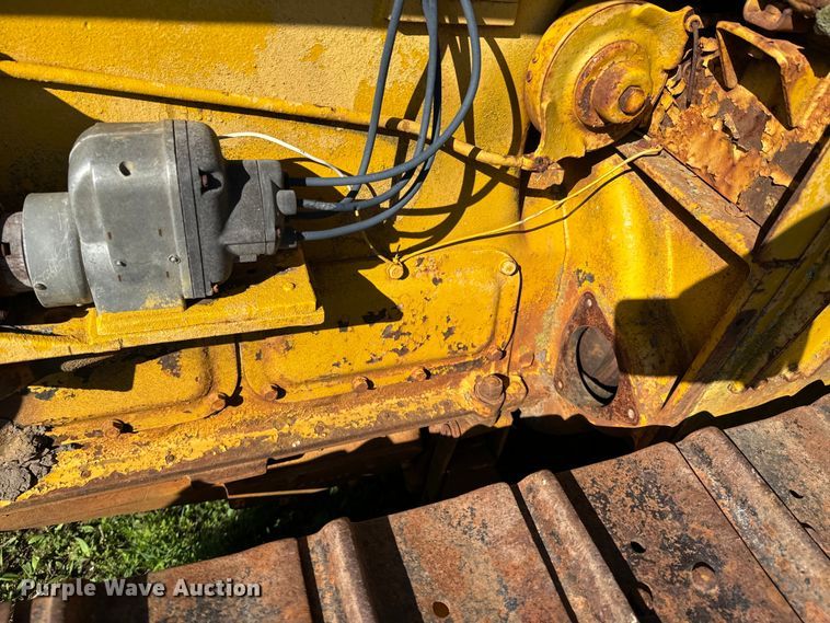 image for item ND9218 Caterpillar R2 dozer