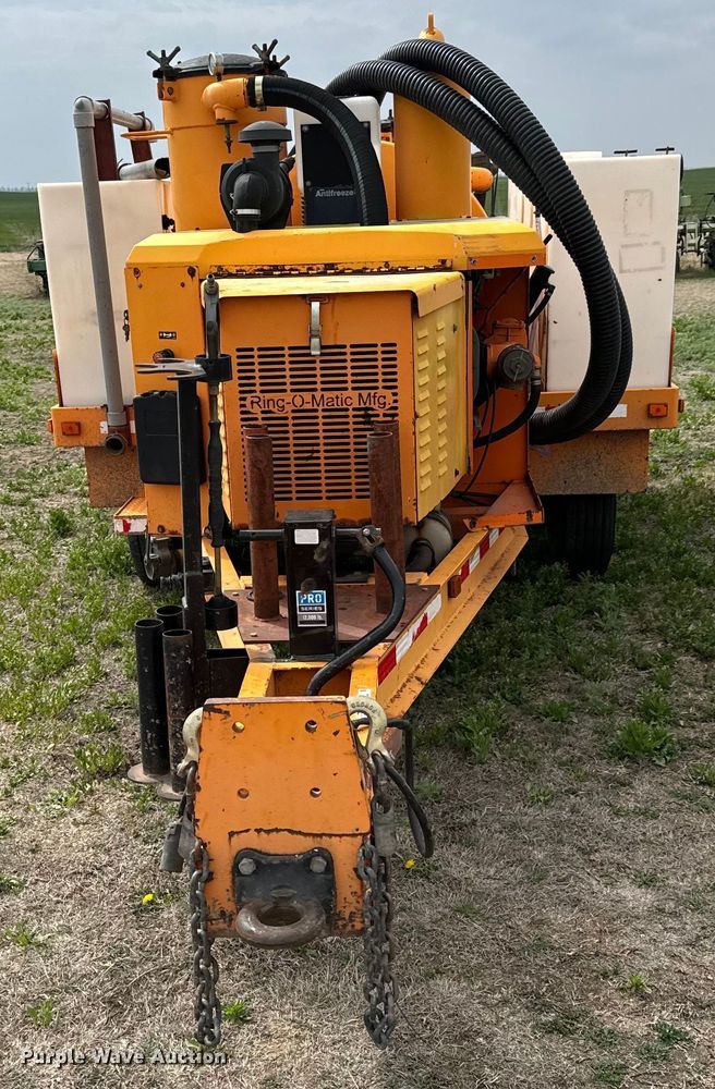 image for item NH9065 2007 Ring-O-Matic 750 vacuum excavator