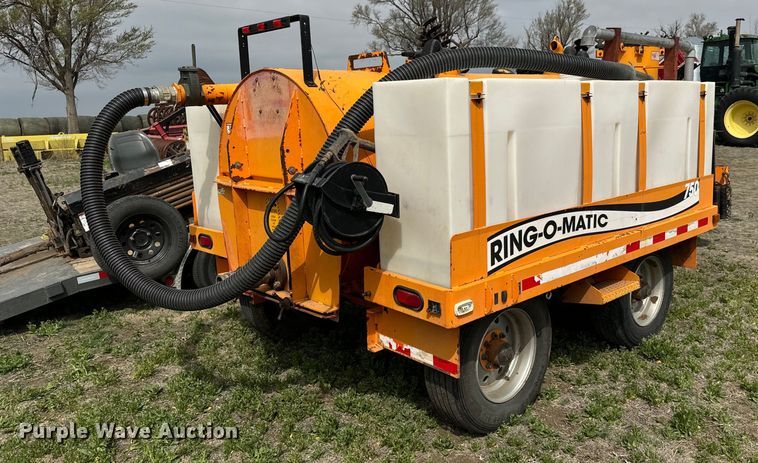 image for item NH9065 2007 Ring-O-Matic 750 vacuum excavator