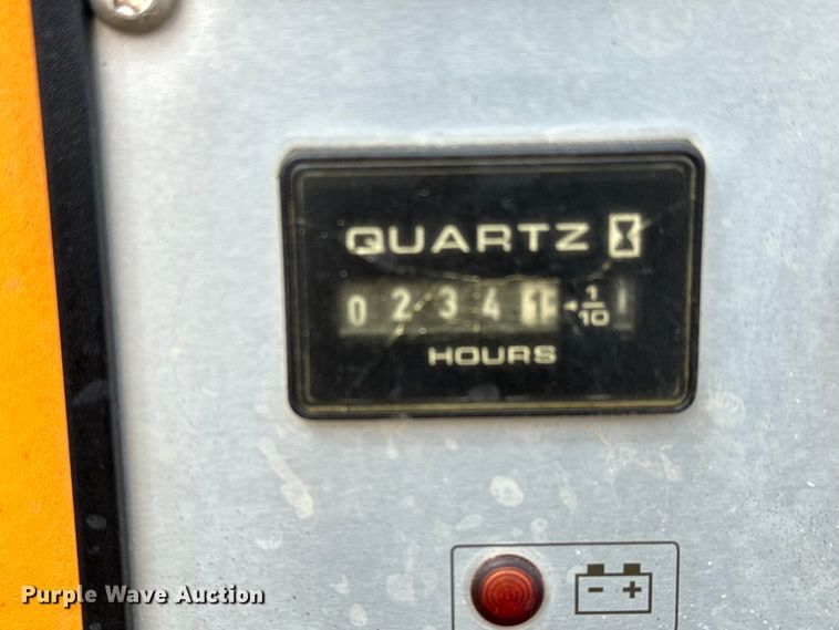 image for item NH9065 2007 Ring-O-Matic 750 vacuum excavator