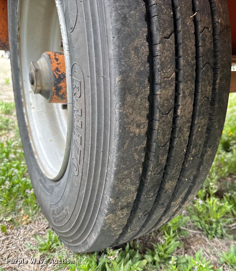 image for item NH9065 2007 Ring-O-Matic 750 vacuum excavator