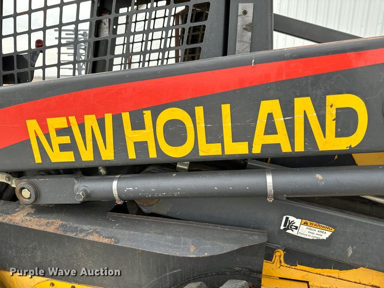 image for item NH9086 2006 New Holland LS180B skid steer loader