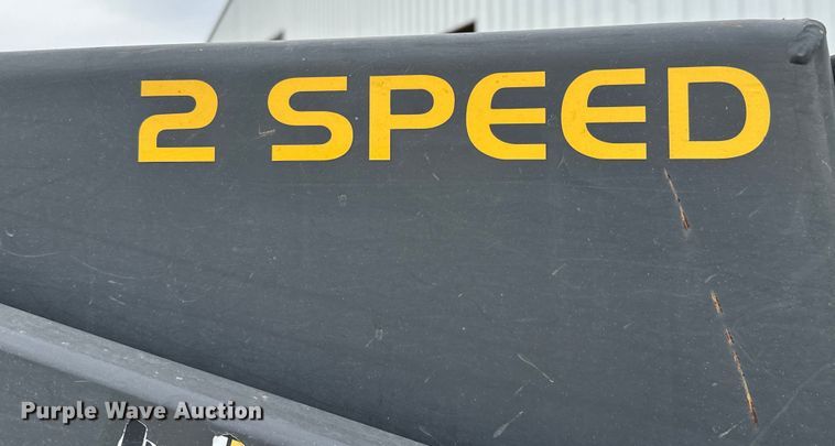 image for item NH9086 2006 New Holland LS180B skid steer loader