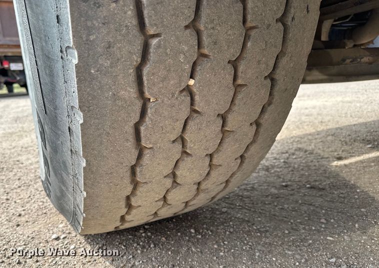 image for item NH9116 2018 Peterbilt 567 dump truck