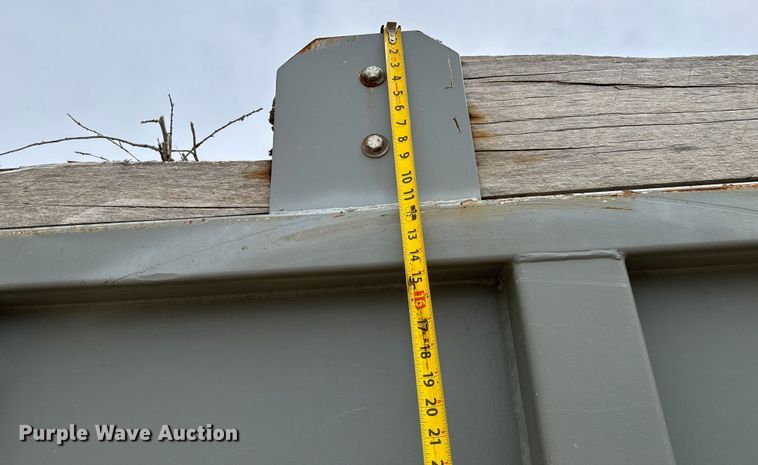 image for item NH9120 2007 Sterling L8500 dump truck