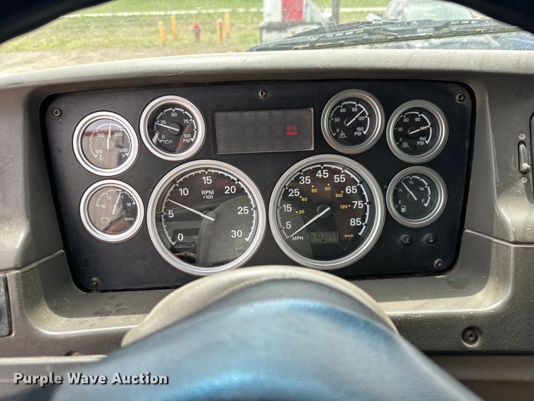 image for item NH9120 2007 Sterling L8500 dump truck