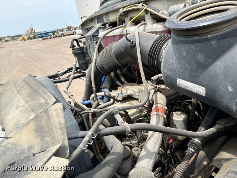 image for item NH9120 2007 Sterling L8500 dump truck