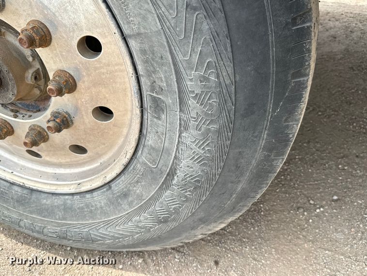 image for item NH9120 2007 Sterling L8500 dump truck