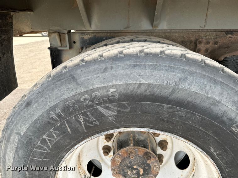 image for item NH9120 2007 Sterling L8500 dump truck