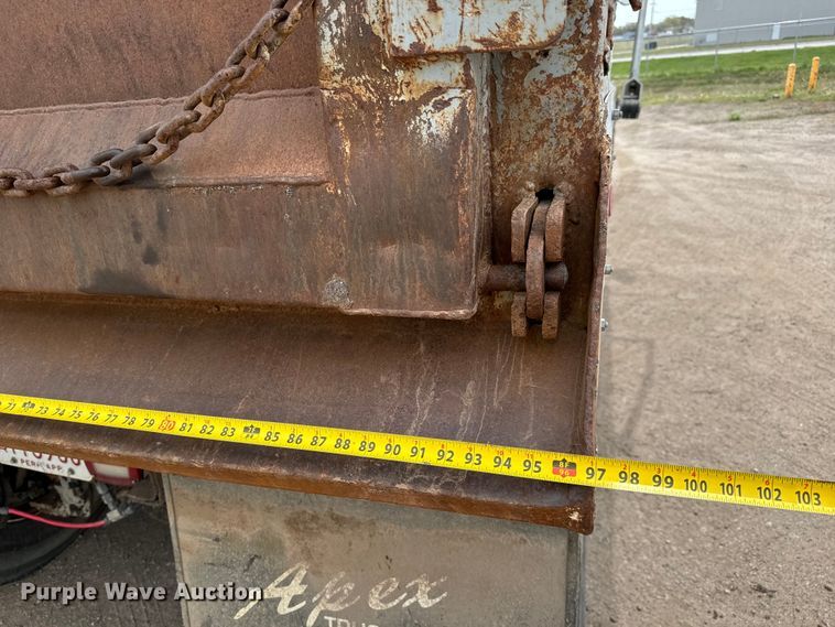 image for item NH9122 1987 Mack RS688LST dump truck