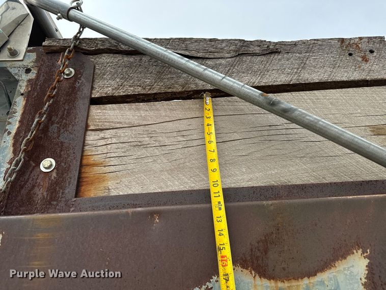 image for item NH9122 1987 Mack RS688LST dump truck