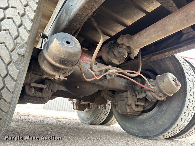 image for item NH9122 1987 Mack RS688LST dump truck