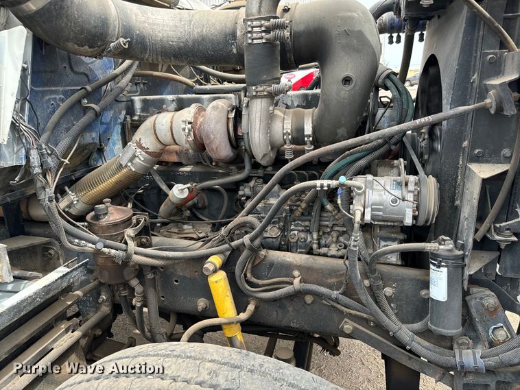 image for item NH9122 1987 Mack RS688LST dump truck