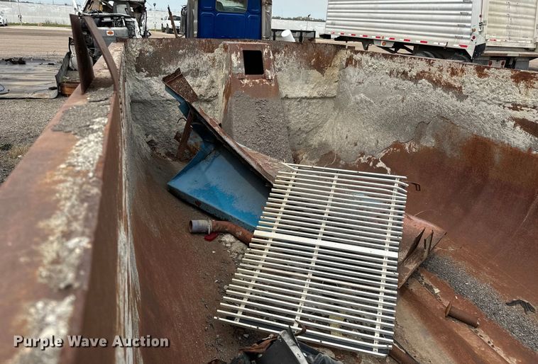 image for item NH9129 Dump bed