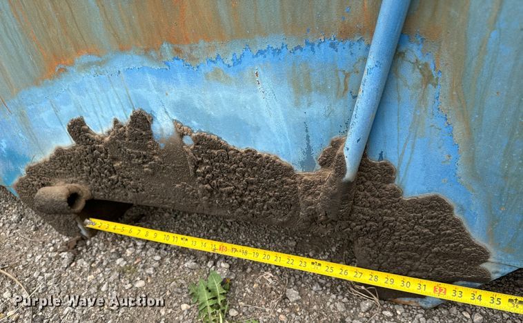 image for item NH9129 Dump bed