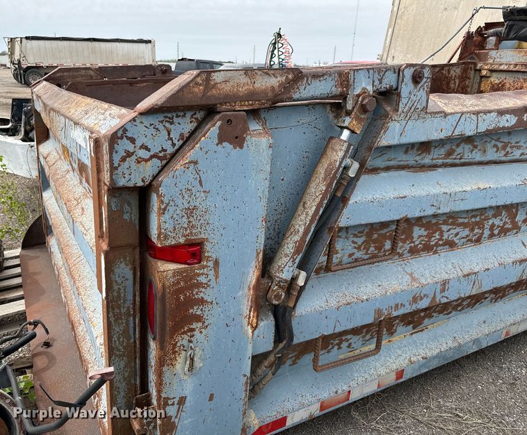 image for item NH9130 Henderson  Chief Mark1 15 Dump bed