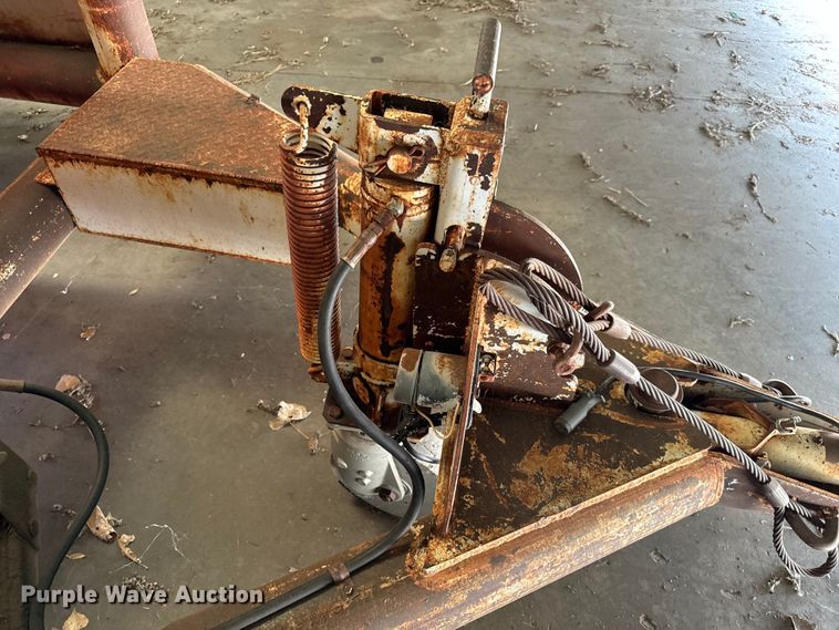 image for item NH9132 Eaton Metal Products TCR14S reel trailer