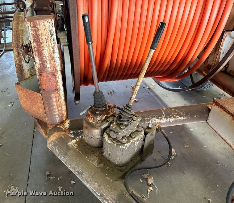 image for item NH9132 Eaton Metal Products TCR14S reel trailer