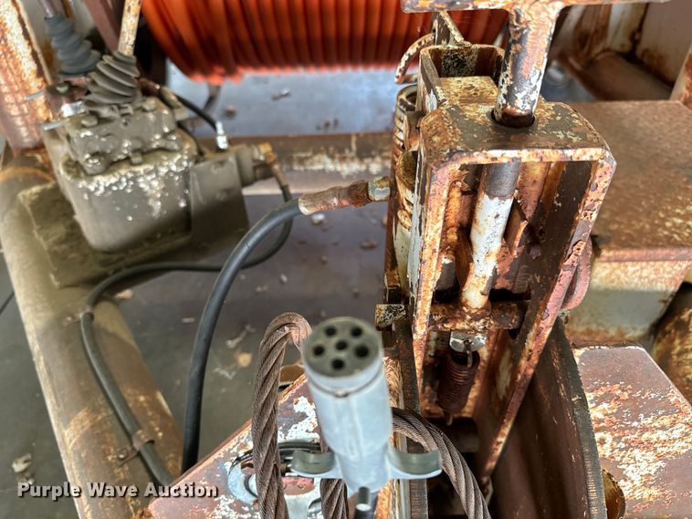 image for item NH9132 Eaton Metal Products TCR14S reel trailer