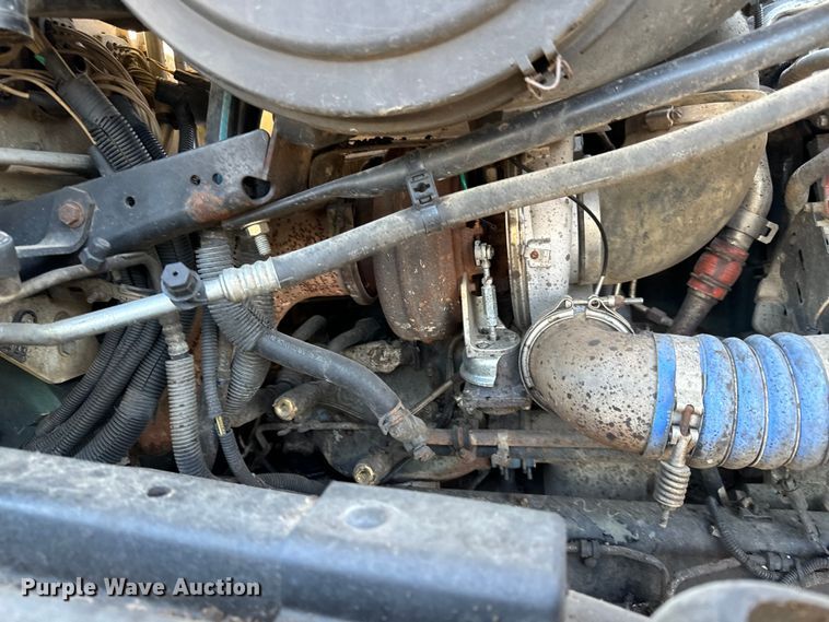 image for item NH9178 2005 Freightliner  Century Class S/T  dump truck