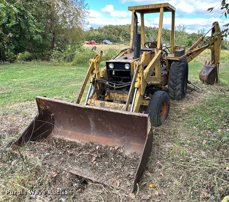 image for item NO9325 1973 Case  580B backhoe