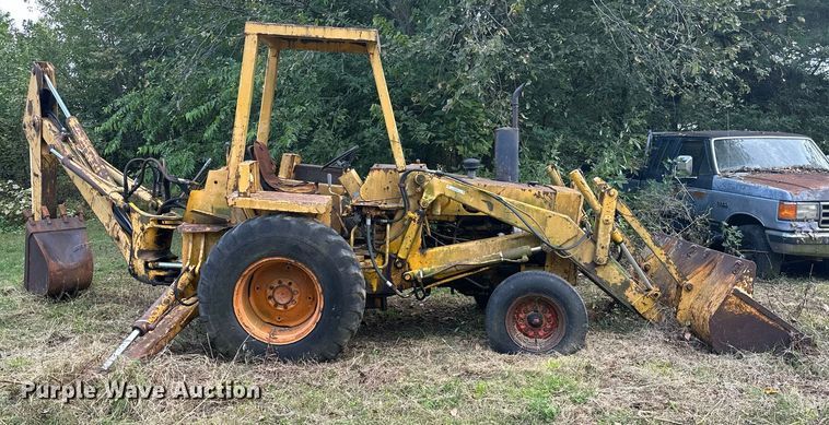 image for item NO9325 1973 Case  580B backhoe