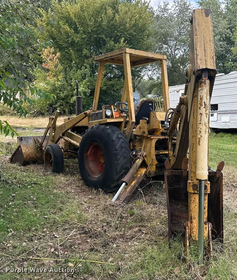 image for item NO9325 1973 Case  580B backhoe