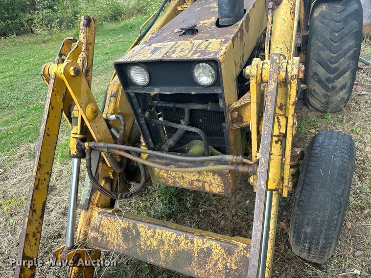 image for item NO9325 1973 Case  580B backhoe