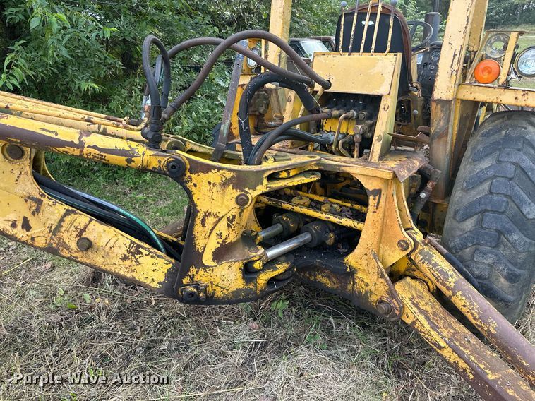 image for item NO9325 1973 Case  580B backhoe