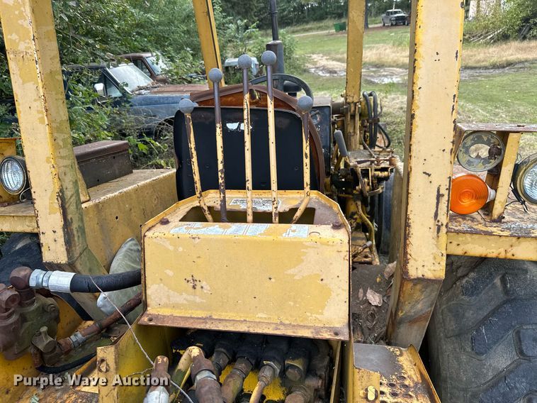 image for item NO9325 1973 Case  580B backhoe