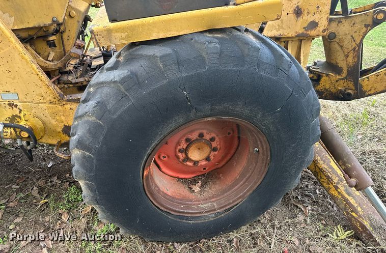 image for item NO9325 1973 Case  580B backhoe