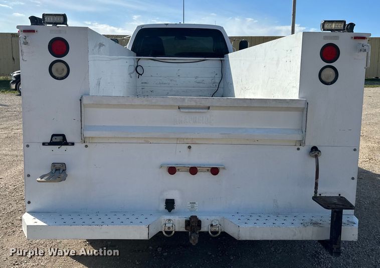 image for item NT9050 2000 Ford F650 Super Duty XL utility / service truck