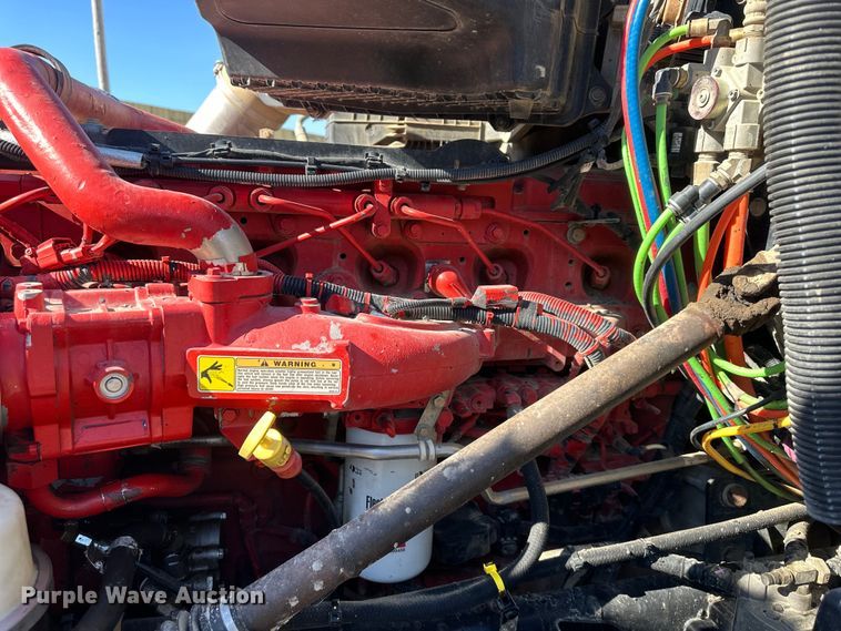 image for item NT9052 2017 Kenworth  T880 dump truck