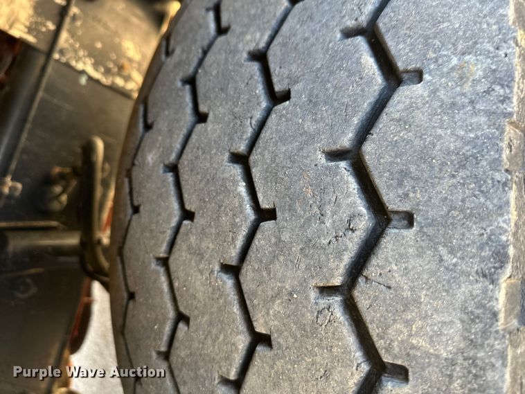 image for item NT9052 2017 Kenworth  T880 dump truck