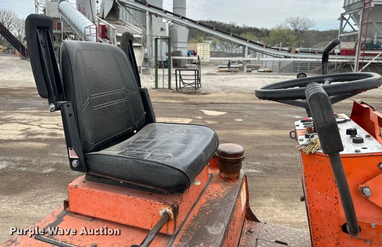 image for item NT9084 1997 Hamm HD12K combination vibratory roller