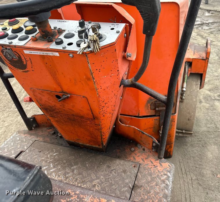 image for item NT9084 1997 Hamm HD12K combination vibratory roller