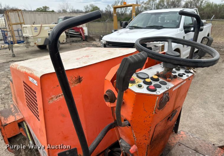 image for item NT9084 1997 Hamm HD12K combination vibratory roller