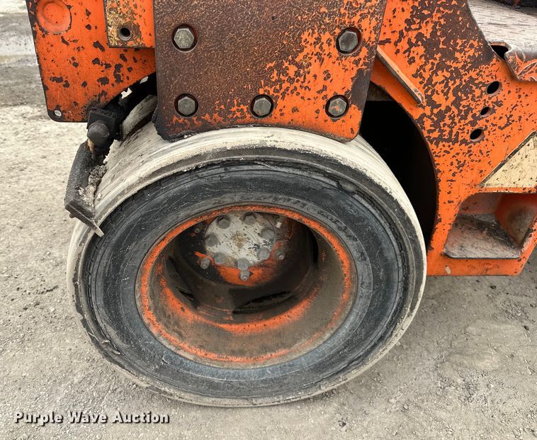 image for item NT9084 1997 Hamm HD12K combination vibratory roller