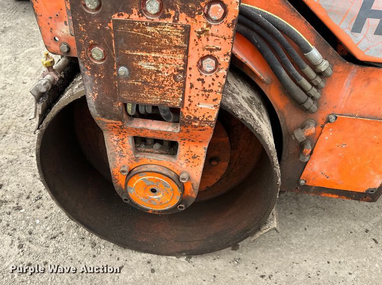 image for item NT9084 1997 Hamm HD12K combination vibratory roller