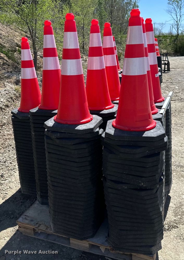 image for item NT9112 (250) traffic cones