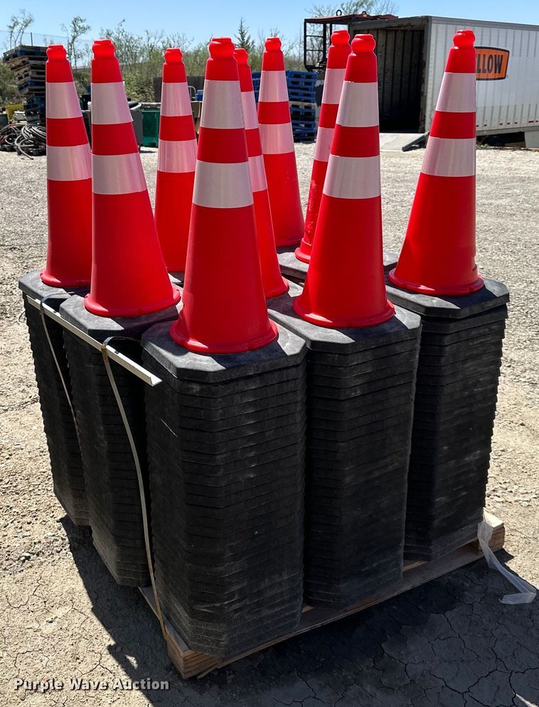 image for item NT9113 (250) traffic cones