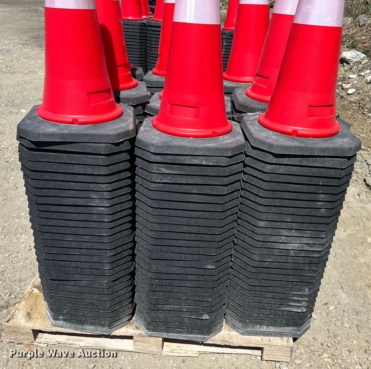 image for item NT9113 (250) traffic cones